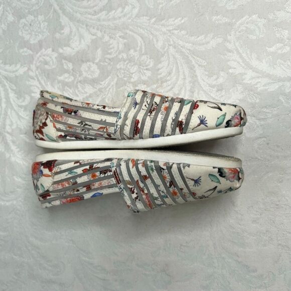 Skechers BOBS Memory Foam White Floral Mesh Slip On Women's 5.5 - Picture 4 of 8